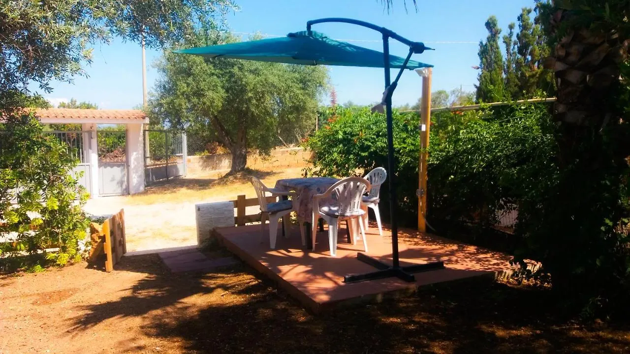 Alghero Guest House - Appartamenti In Villetta Di Campagna, Piscina Fuori Terra A 4 Minuti Di Auto Dalla Citta