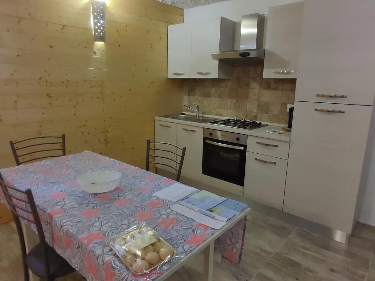 Apartamento Alghero Guest House - Appartamenti In Villetta Di Campagna, Piscina Fuori Terra A 4 Minuti Di Auto Dalla Citta Itália