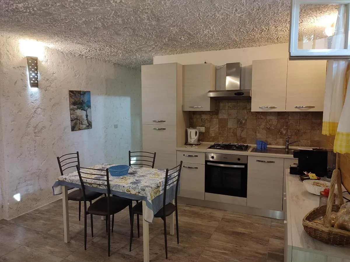 Alghero Guest House - Appartamenti In Villetta Di Campagna, Piscina Fuori Terra A 4 Minuti Di Auto Dalla Citta Itália