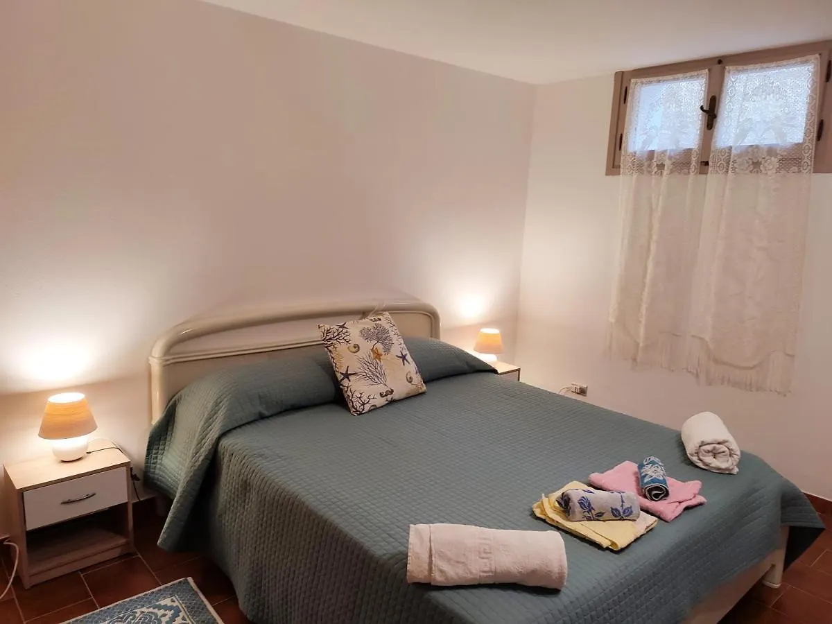 Alghero Guest House - Appartamenti In Villetta Di Campagna, Piscina Fuori Terra A 4 Minuti Di Auto Dalla Citta Itália