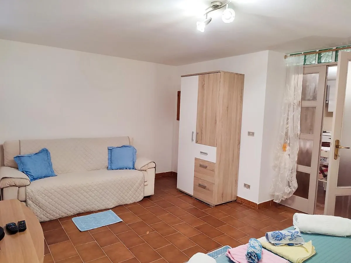 Alghero Guest House - Appartamenti In Villetta Di Campagna, Piscina Fuori Terra A 4 Minuti Di Auto Dalla Citta