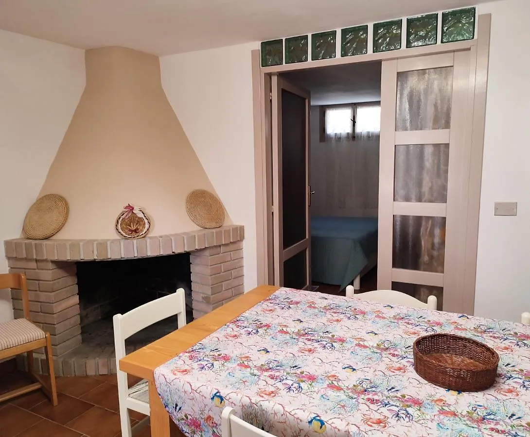 Apartamento Alghero Guest House - Appartamenti In Villetta Di Campagna, Piscina Fuori Terra A 4 Minuti Di Auto Dalla Citta Itália